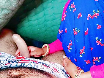 Leaked MMS Desi hot Indian village girl eating and sucking cock and fucking pussy feeding sperm in pussy mevaram MLA 